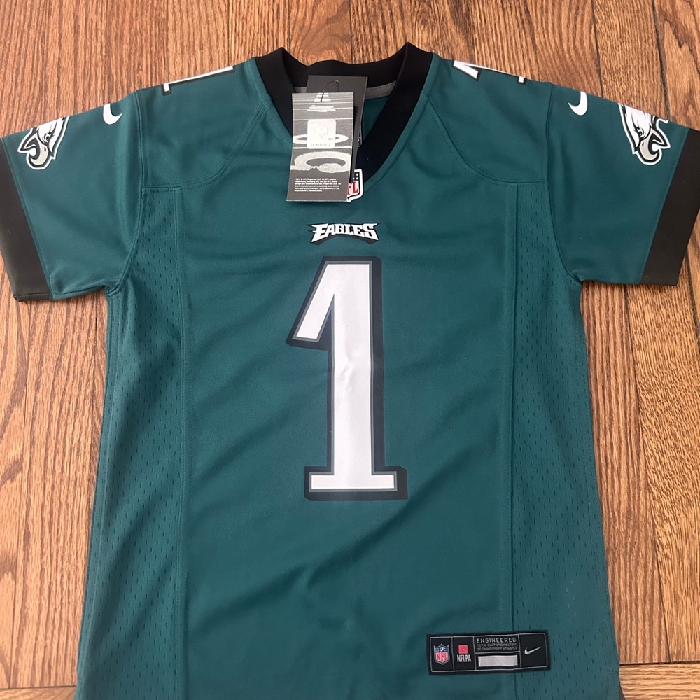 BNWT EAGLES Hurts Jersey